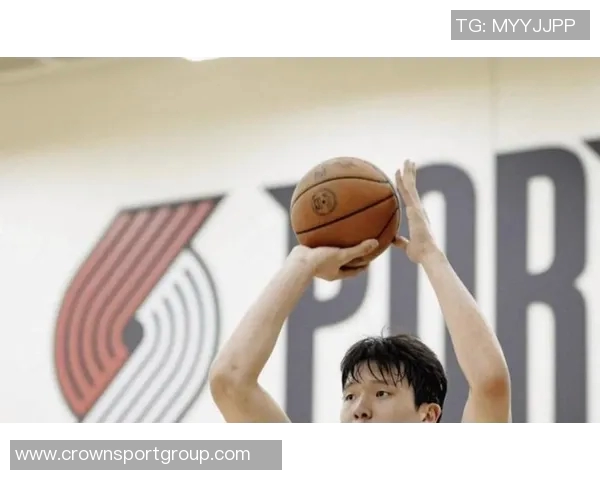 杨瀚森休赛期增重8公斤全力提升身体素质与运动能力