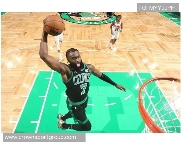 杰伦布朗本赛季表现惊艳单场30分以上次数已超上赛季总和